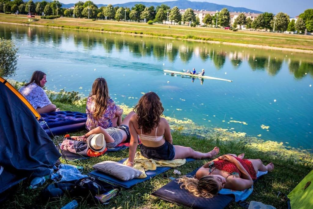 Cozy Donkey - Sporty Lake Apartment, Flexible Check-In, Netflix Záhřeb Exteriér fotografie